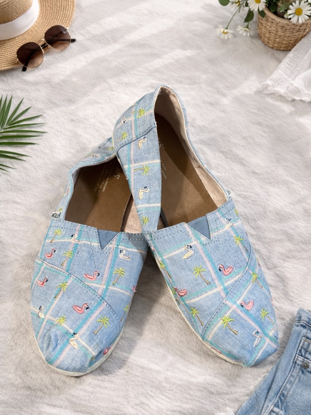 Toms Shoes Size 10 Blue Flamingo Print Slip On Casual Coastal Summer Shoes